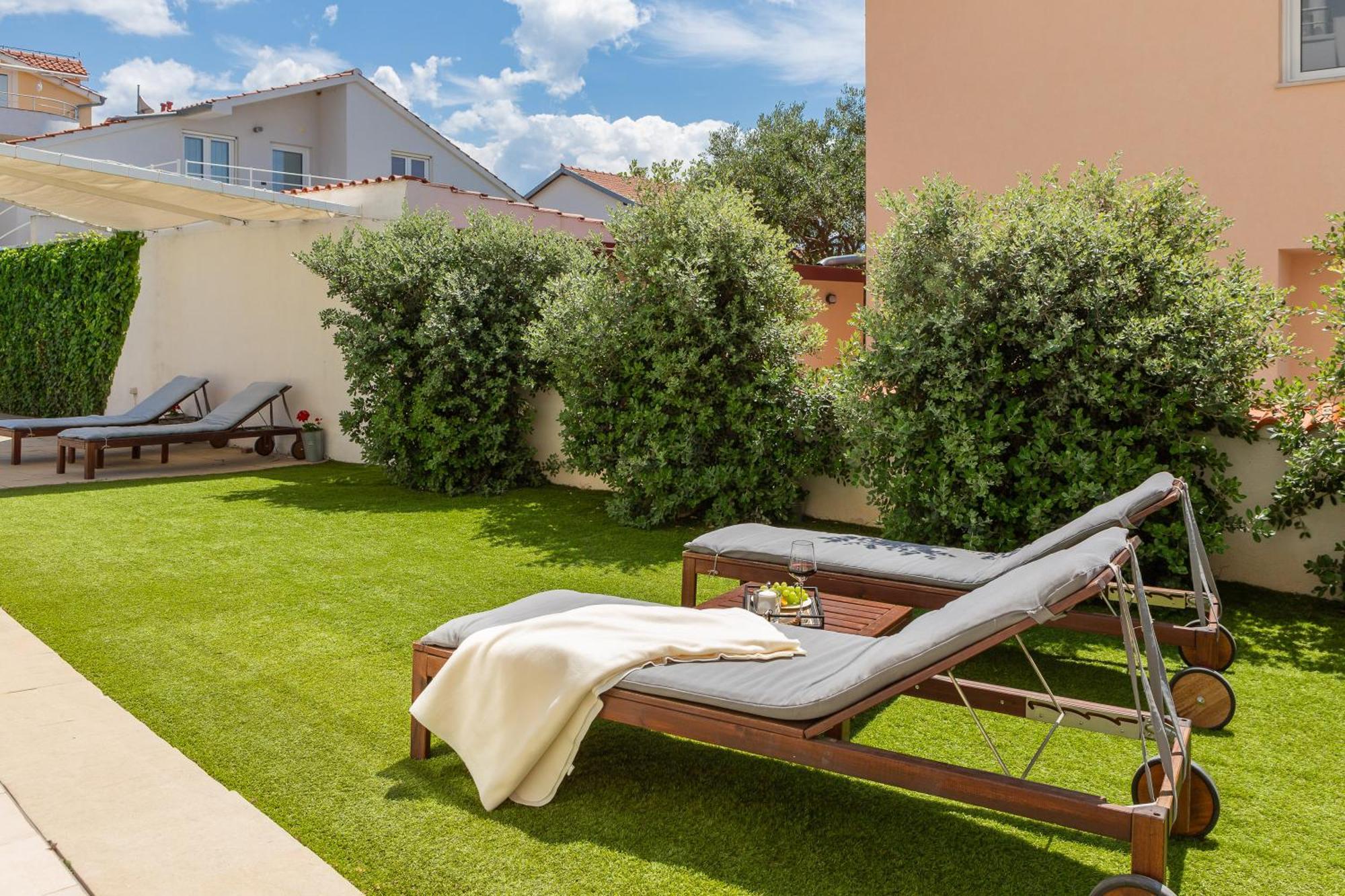 Apartments Tihi III Vodice Kültér fotó